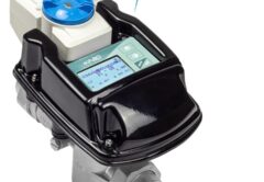 ISOIL THERMAG Valve CS611 ISONRG smart valve with integrated electromagnetic thermal energy meter.